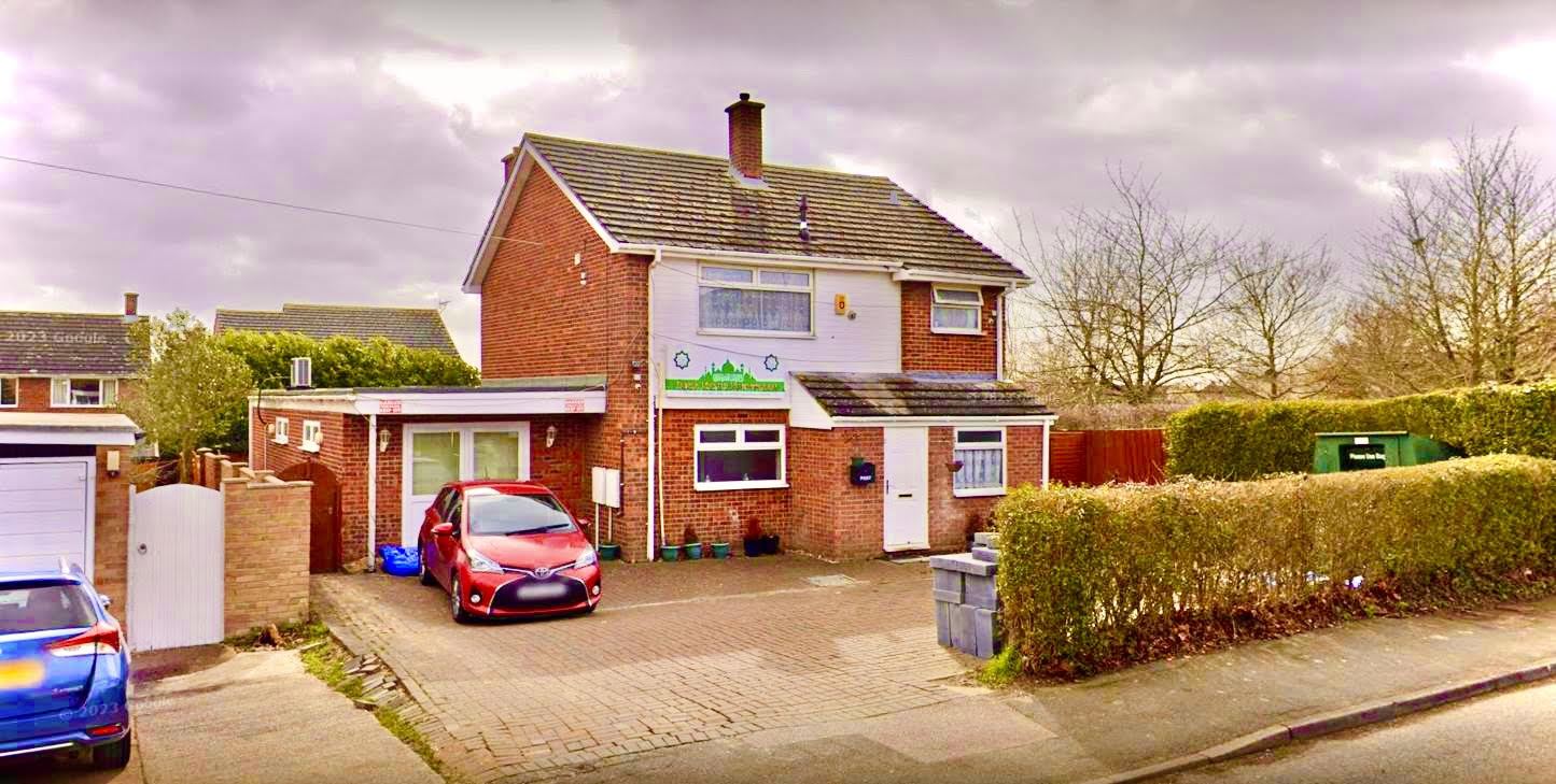The exterior of Jamia Mosque on Coneygear Road in Huntingdon